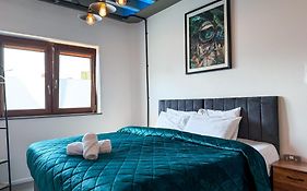Unique Studio Apartment With Private Garden
